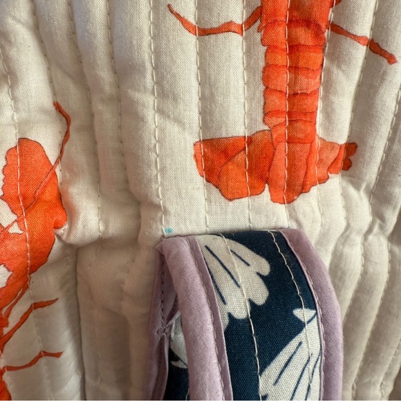 Sara Fitz Lobster & Shell Print Barrel Shaped Tote Bag - Picture 13 of 16